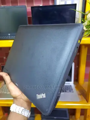 Laptop Lenovo ThinkPad X131e 4GB Intel Core 2 Duo HDD 320GB