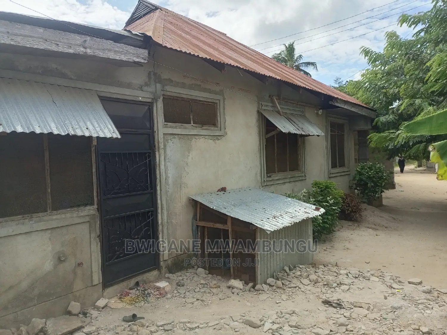 Furnished 3bdrm Apartment in Mwambungu Broker, Mbagala for sale