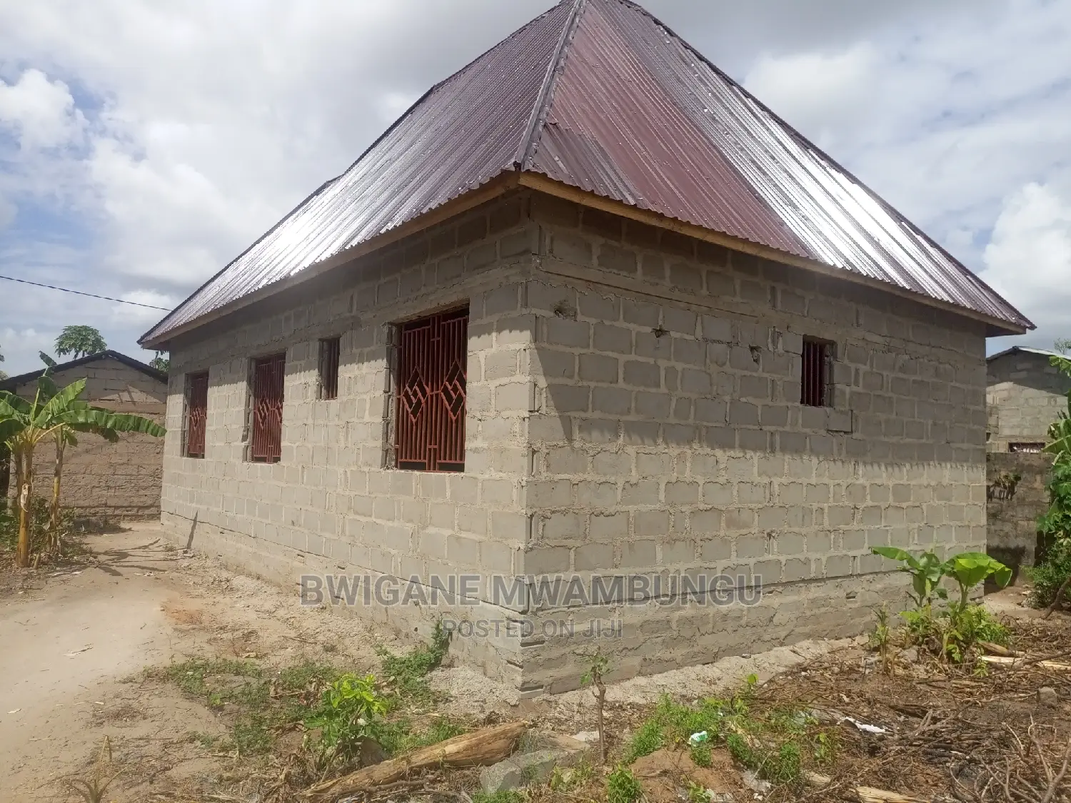 3bdrm Apartment in Mwambungu Broker, Mbagala for sale