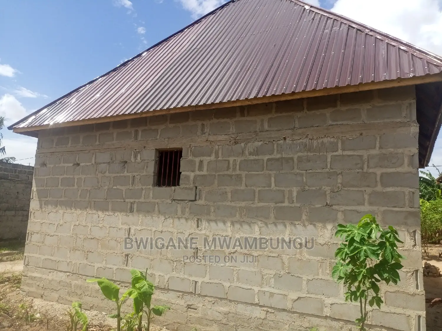 3bdrm Apartment in Mwambungu Broker, Mbagala for sale