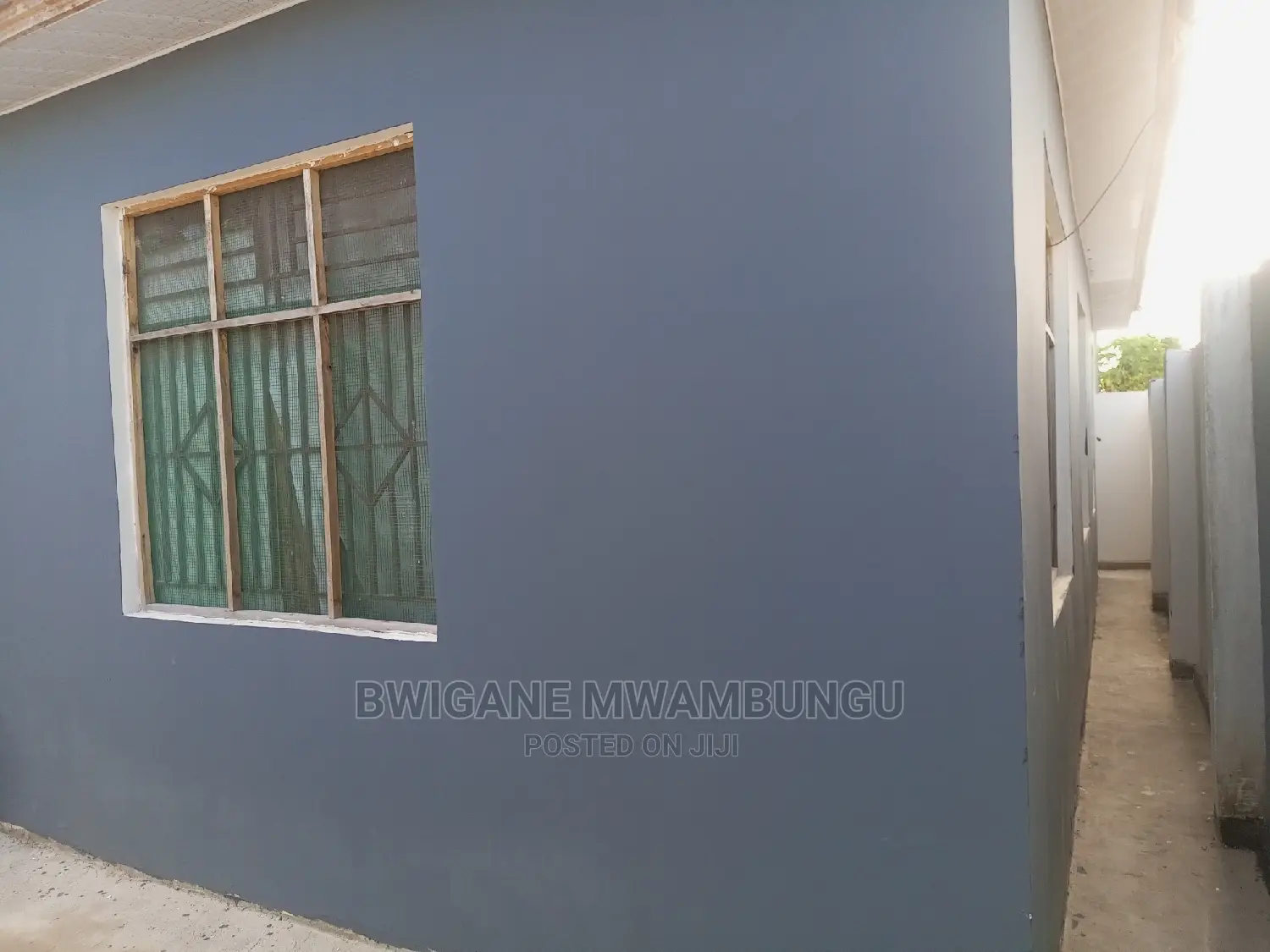 4bdrm Apartment in Mwambungu Broker, Mbagala for sale