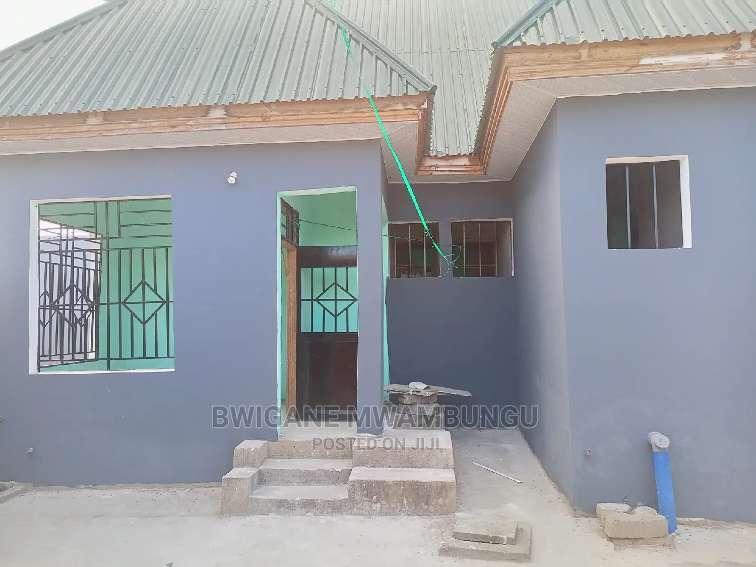 4bdrm Apartment in Mwambungu Broker, Mbagala for sale