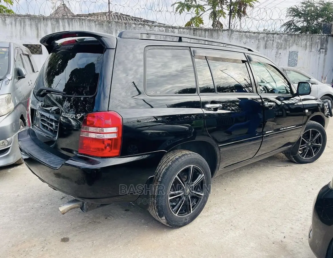 Toyota Kluger 2003 Black