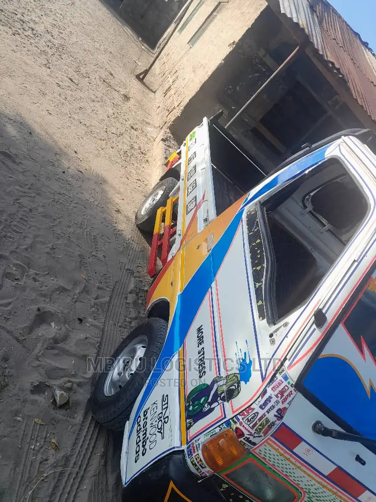 Suzuki Carry Inauzwa 2000