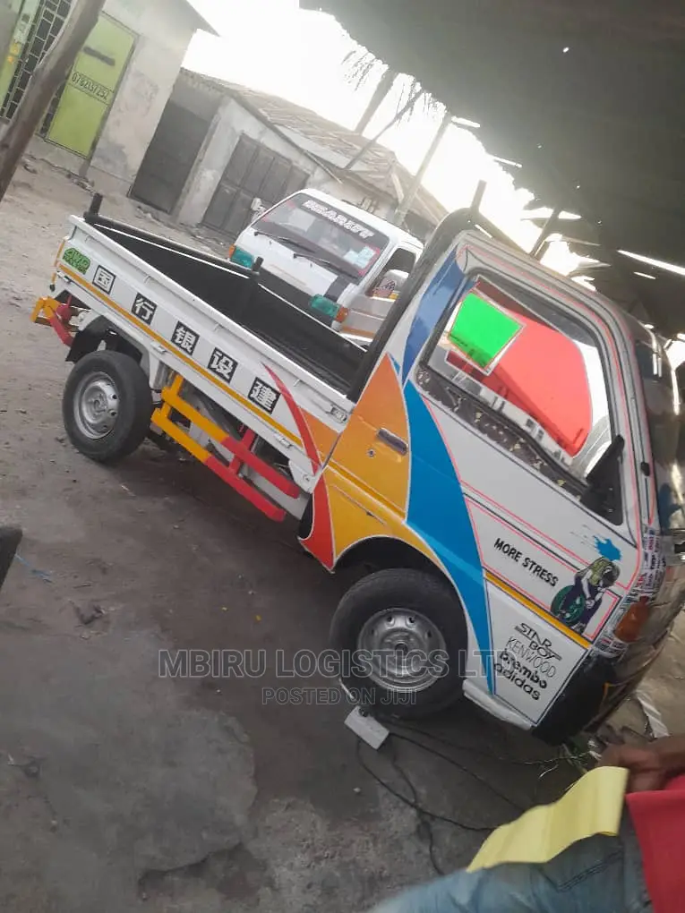 Suzuki Carry Inauzwa 2000