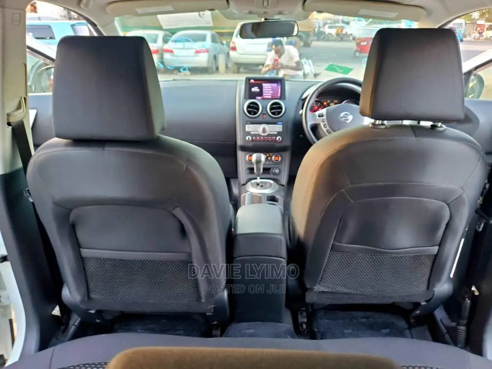 Nissan Dualis 2012 White