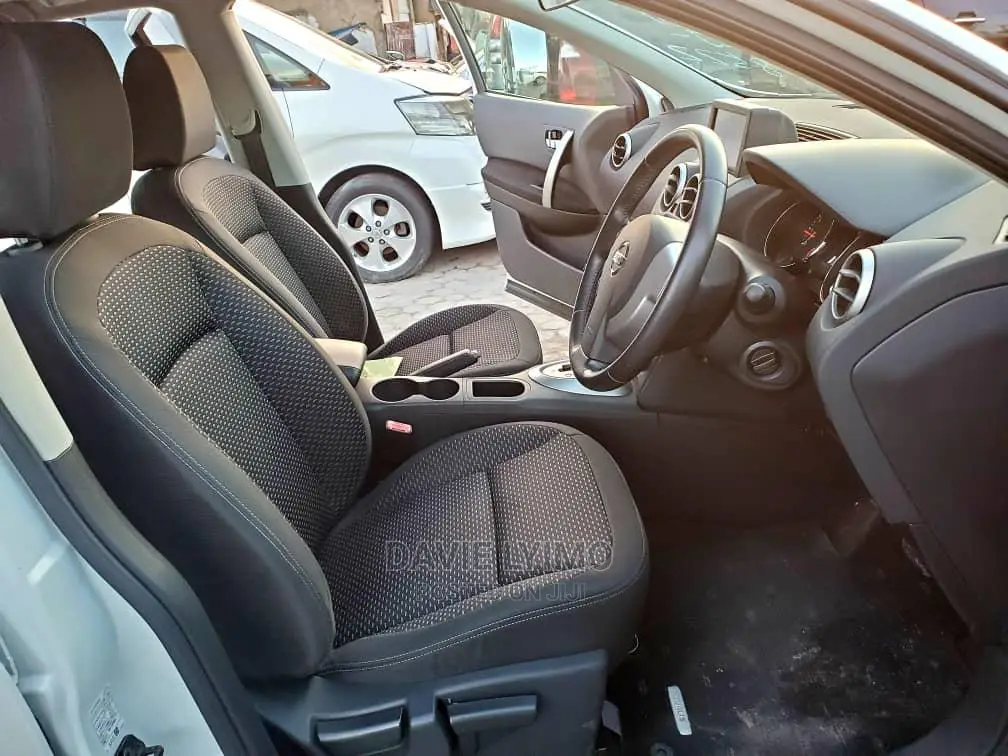 Nissan Dualis 2012 White