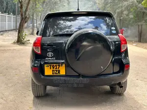 Toyota RAV4 2.0 D-4D 4x4 2007 Black