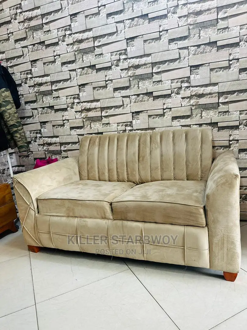 Sofa Kali Mno