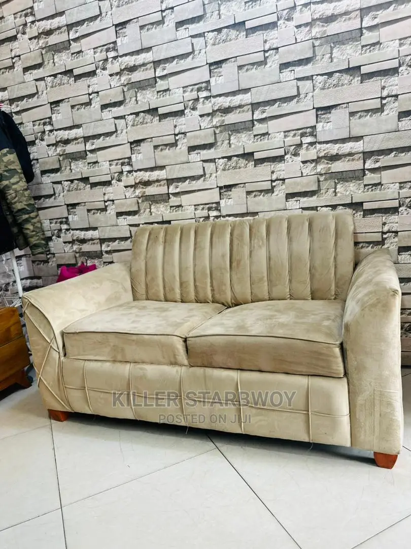 Sofa Kali Mno