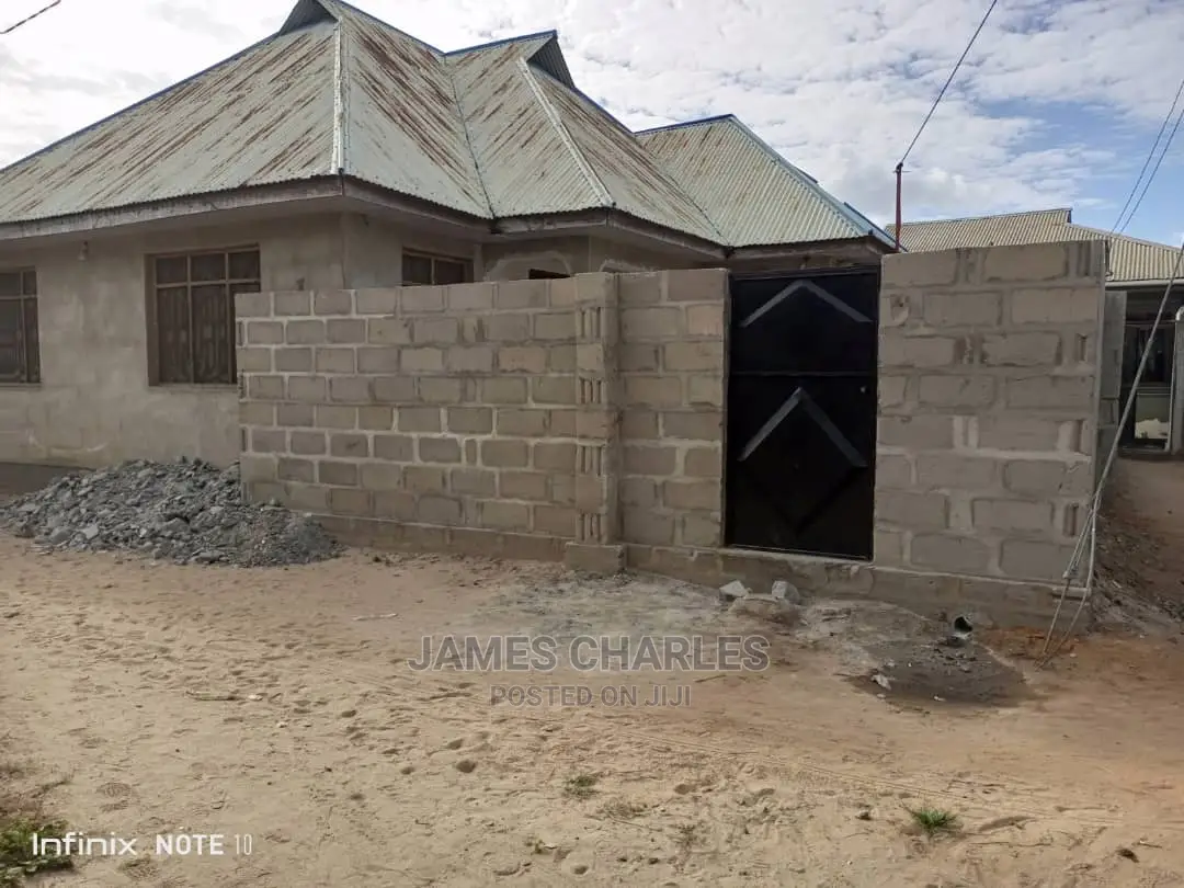 4bdrm House in Chamazi for sale