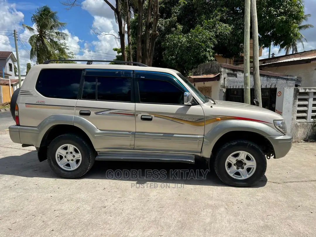 Toyota Land Cruiser Prado 2000 Silver