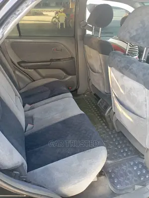 Toyota Harrier 2.4 4WD 2005 Beige