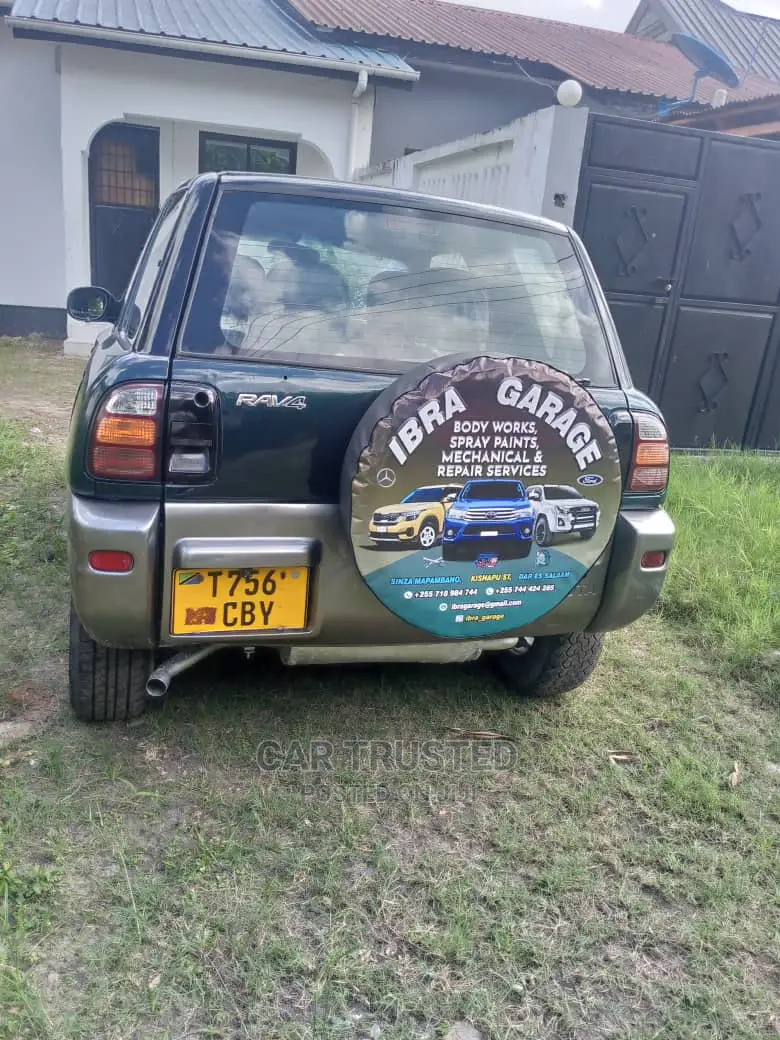 Toyota RAV4 2.0 4x4 2004 Green