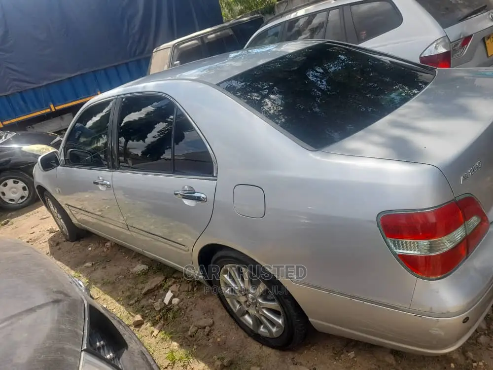 Toyota Brevis 2004 Silver