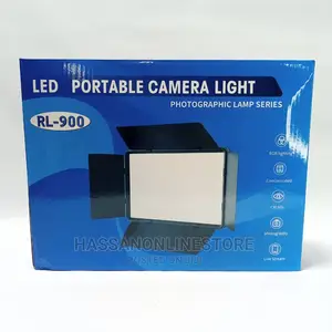 Screen / LED Reflector 10′′ RL-900 With Tripod
