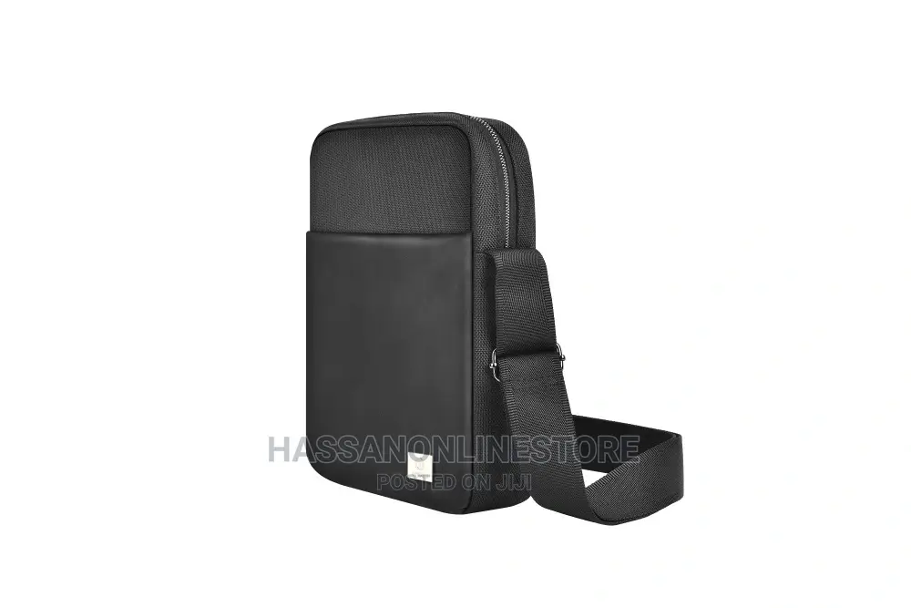 WIWU Hali Sling Bag for Men With Adjustable Shoulder Strap
