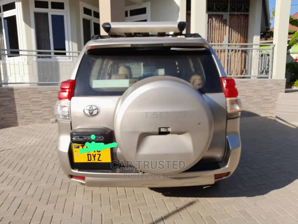 Toyota Land Cruiser Prado 3.0 D-4D 3dr 2009 Silver