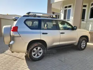 Toyota Land Cruiser Prado 3.0 D-4D 3dr 2009 Silver