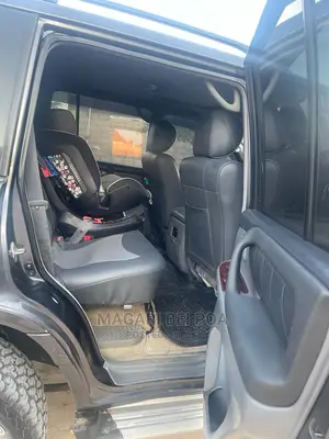 Toyota Land Cruiser 2003 Black