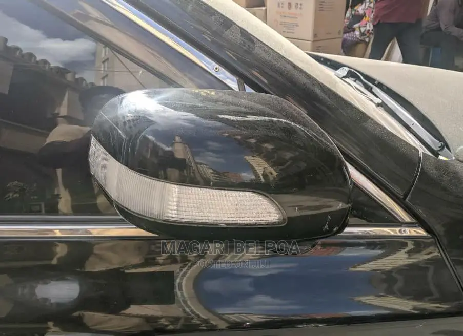 Toyota Crown 2005 Black