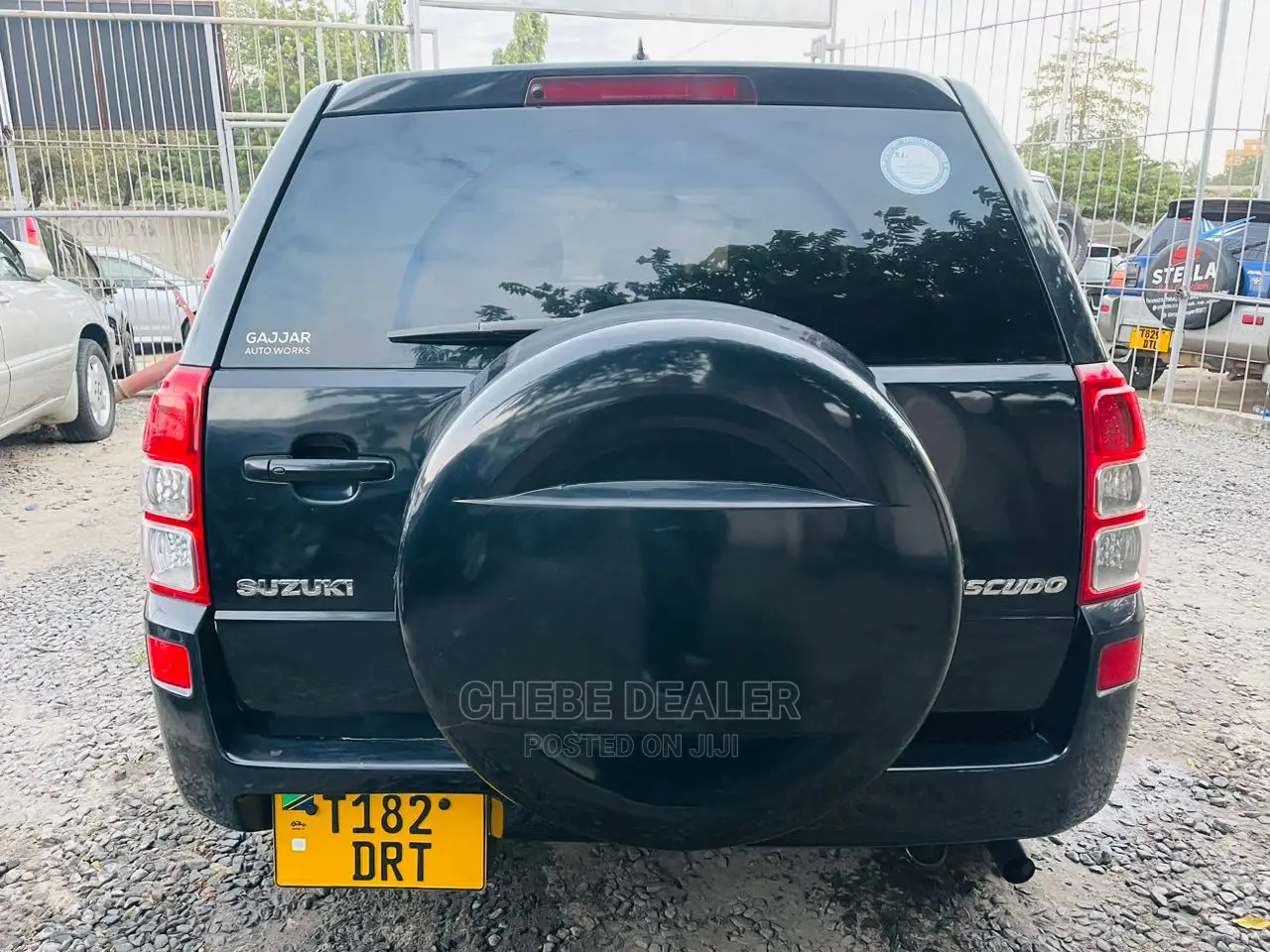 Suzuki Escudo 2004 Black