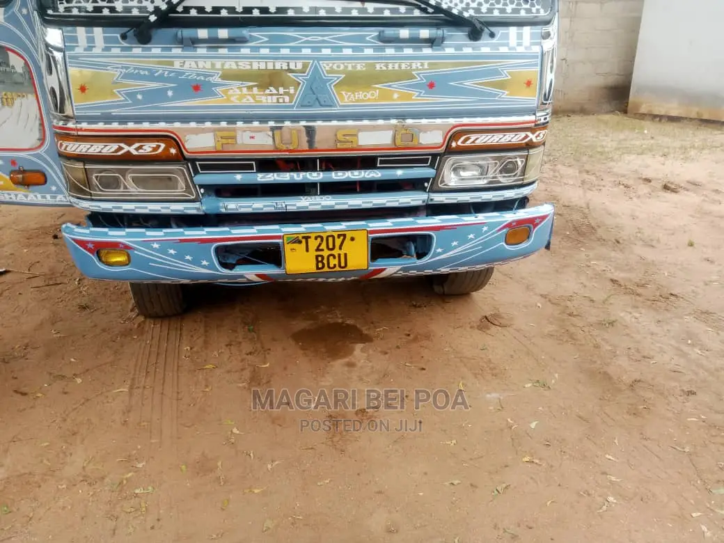 Fuso Tipper