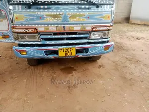Fuso Tipper