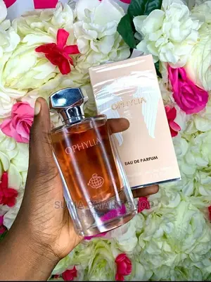 OPHYLIA Perfume .
