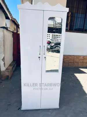 Kabati Mbao Ngumu
