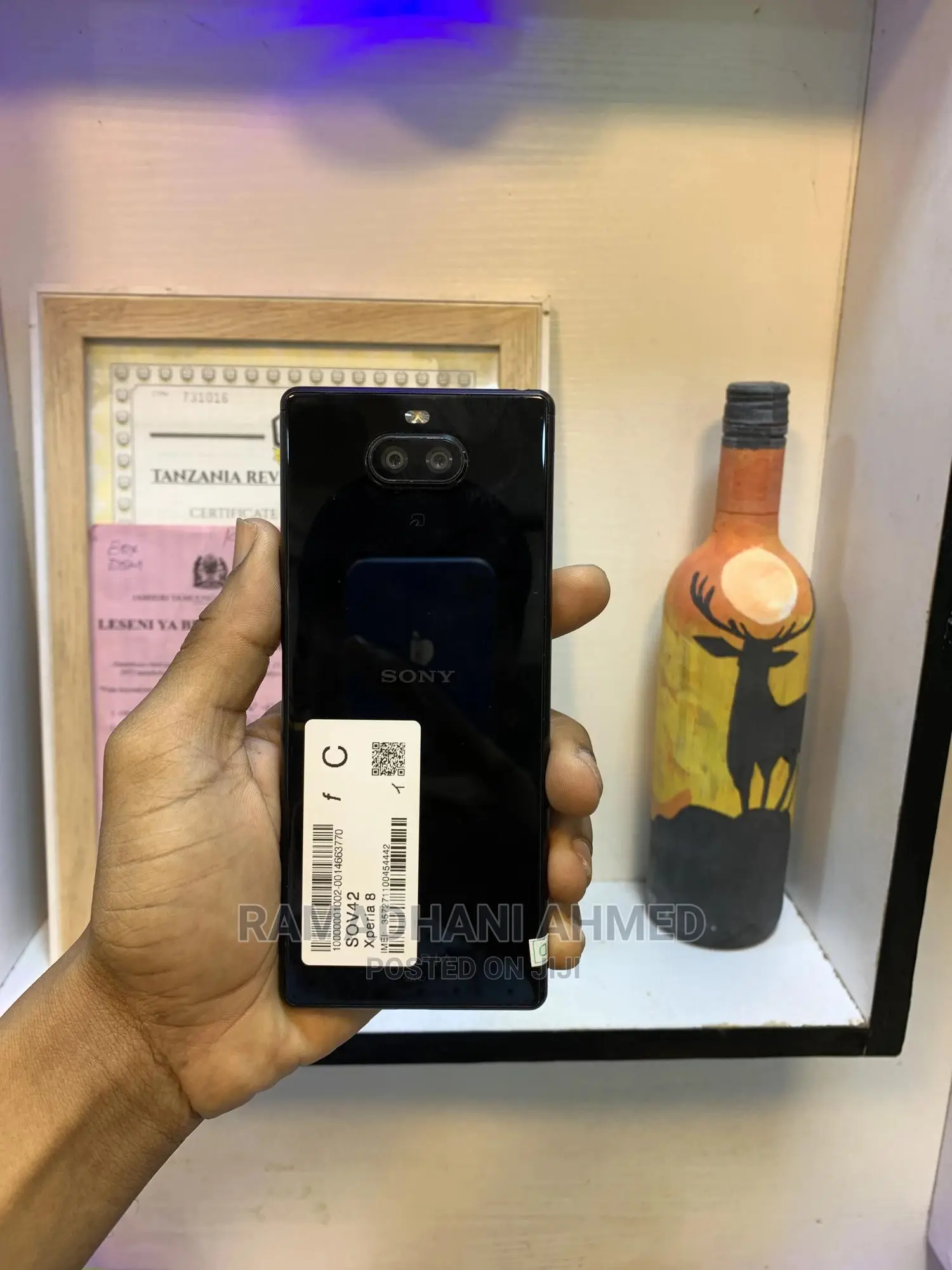 Sony Xperia 8 SOV42 64 GB Black