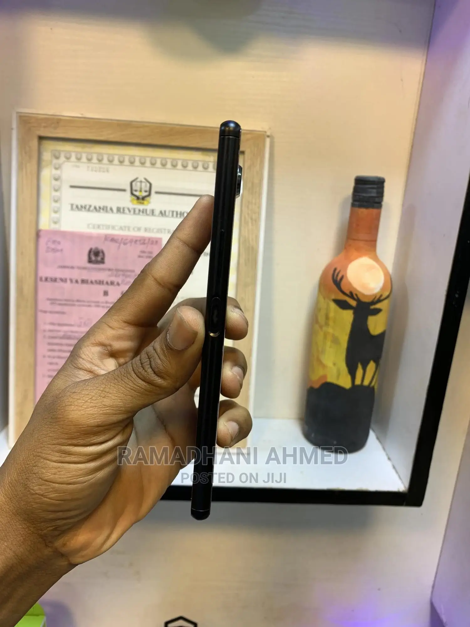 Sony Xperia 8 SOV42 64 GB Black