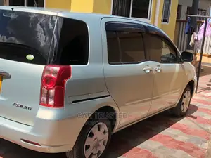 Toyota Raum 1.5 FWD 2006 Silver