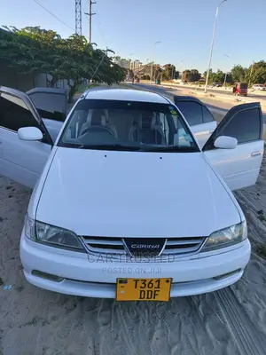 Toyota Carina 1.8 FWD Sedan 2000 White