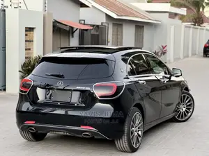Mercedes-Benz A-Class 2014 Black