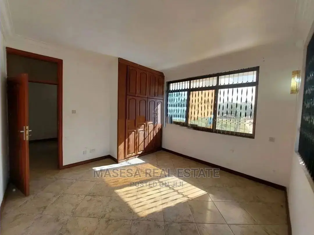3bdrm House in Msasani for rent
