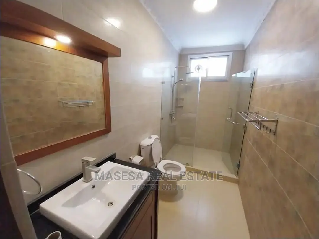 4bdrm Bungalow in Msasani for rent