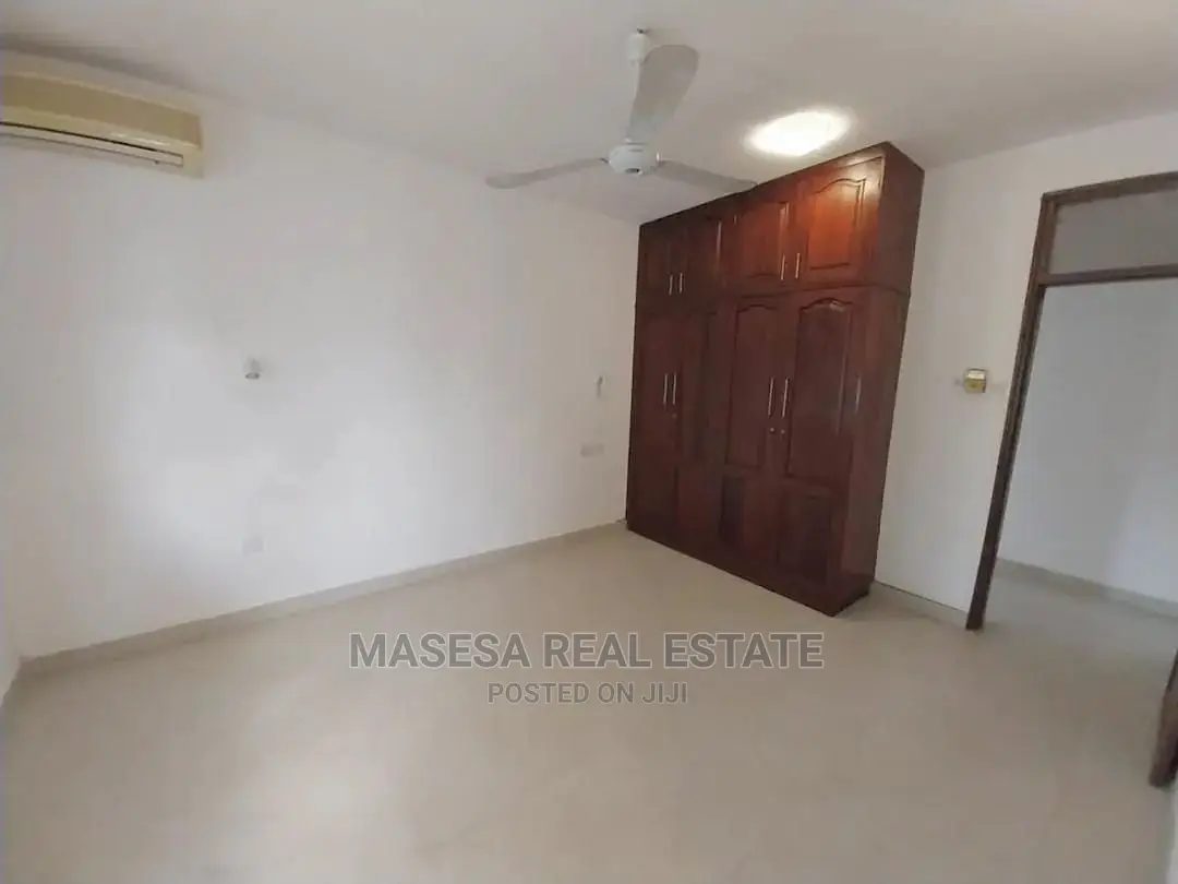 4bdrm Bungalow in Msasani for rent