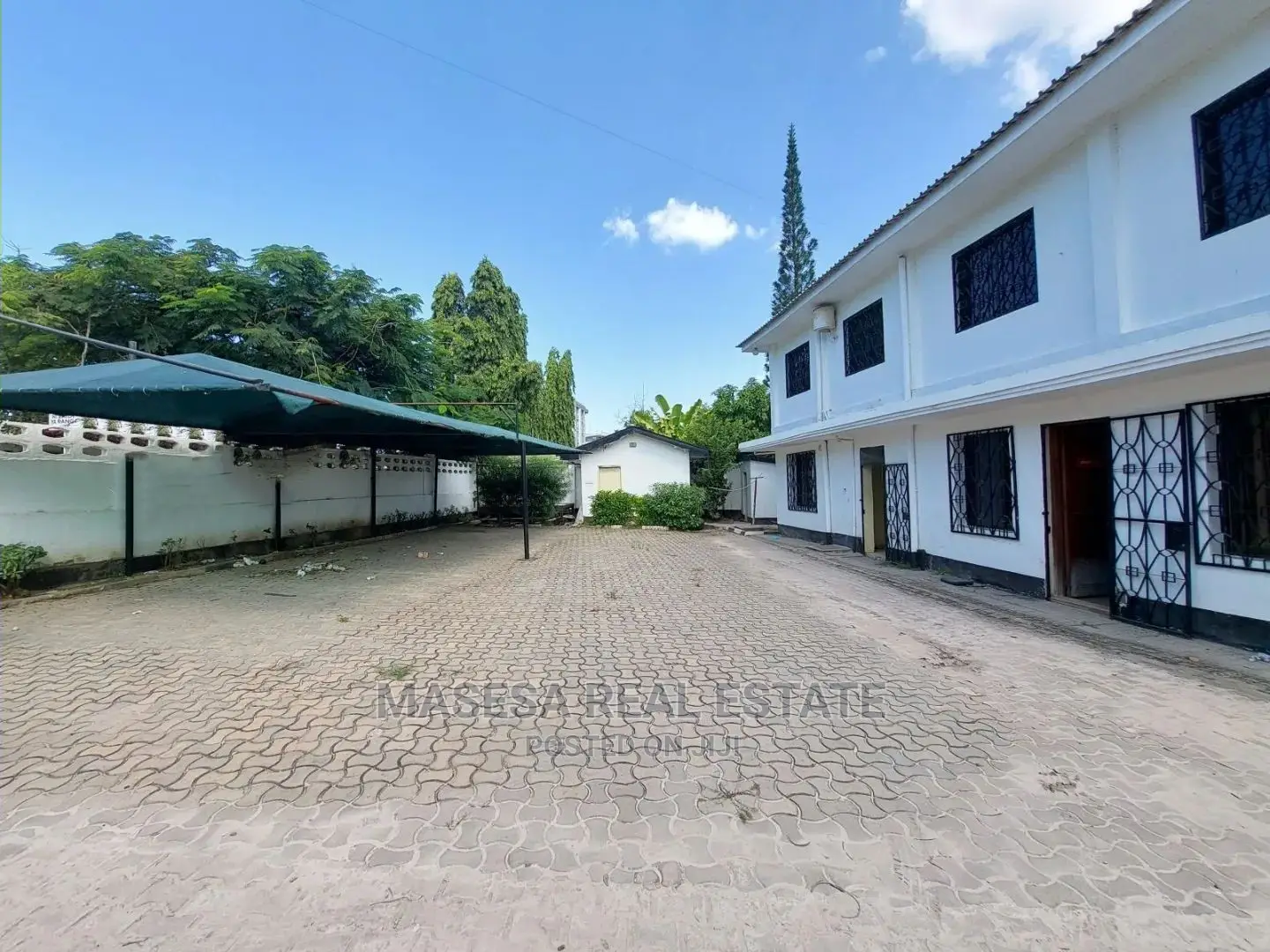 4bdrm Bungalow in Masaki for rent