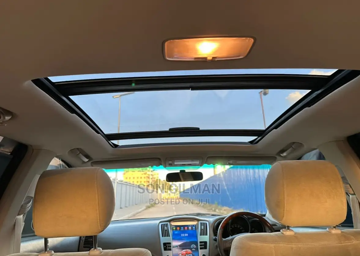 Toyota Harrier 2006 White