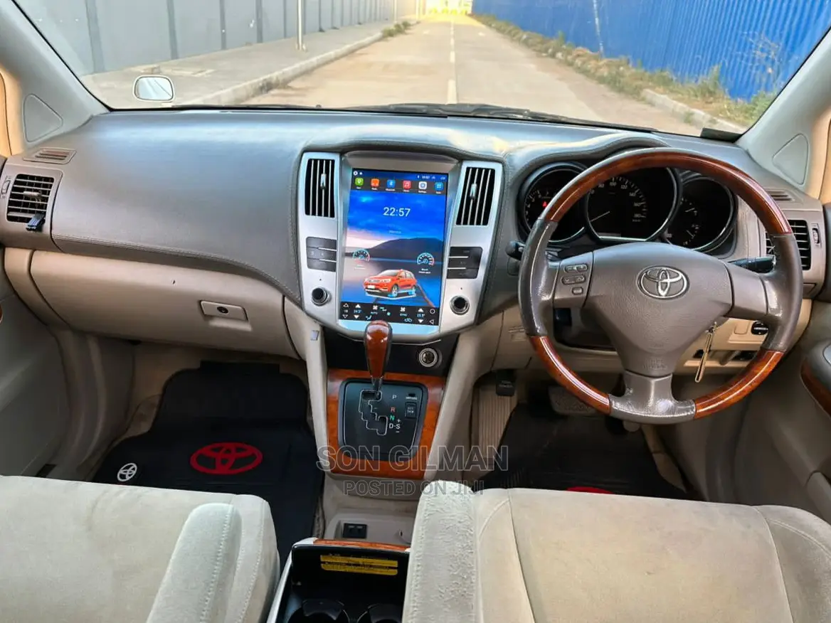 Toyota Harrier 2006 White