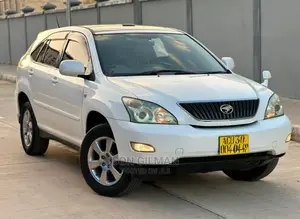 Toyota Harrier 2006 White