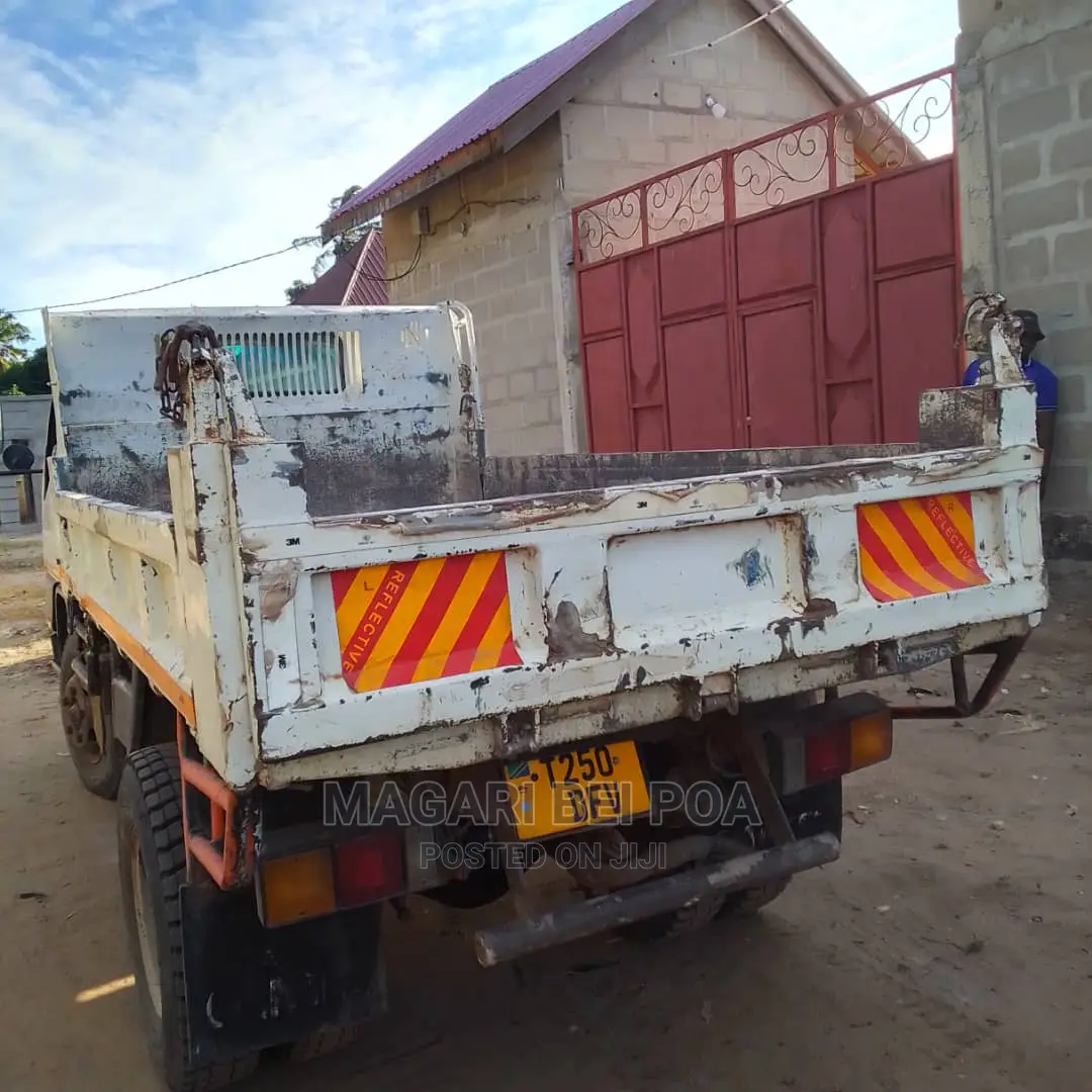 Canter Tipper