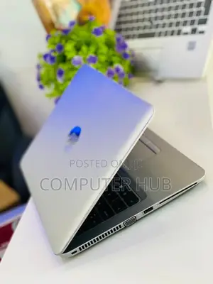 Laptop HP EliteBook 820 G3 8GB Intel Core I5 HDD 500GB