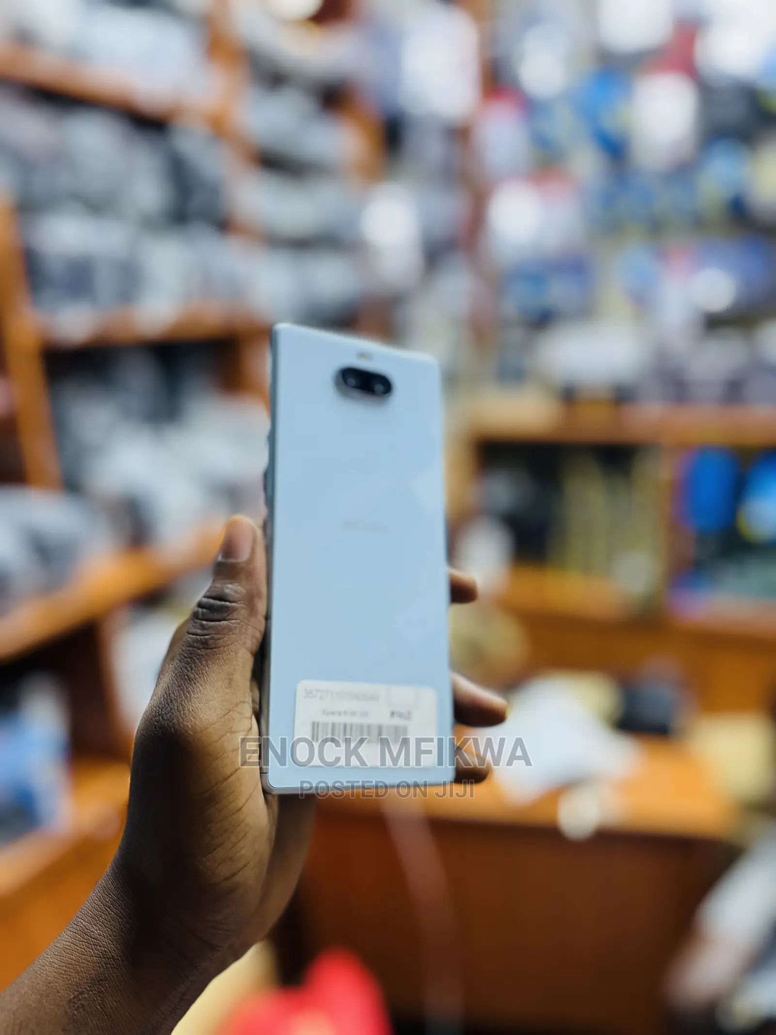 Sony Xperia 8 SOV42 64 GB White