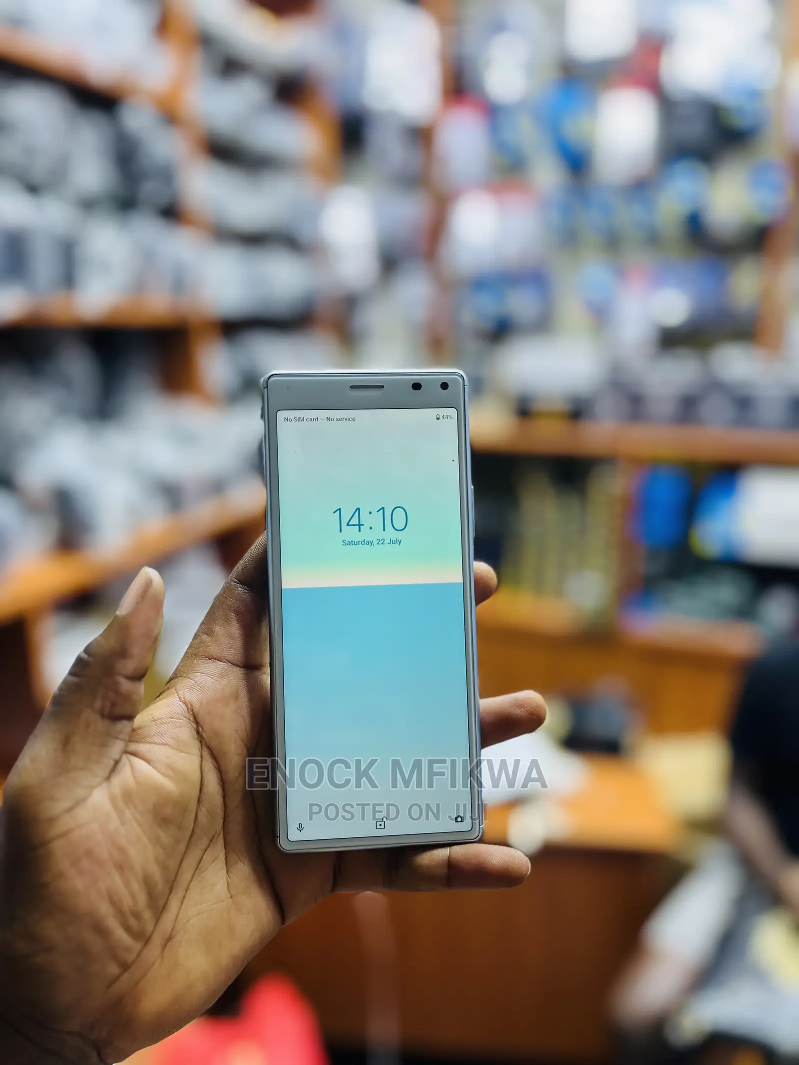 Sony Xperia 8 SOV42 64 GB White