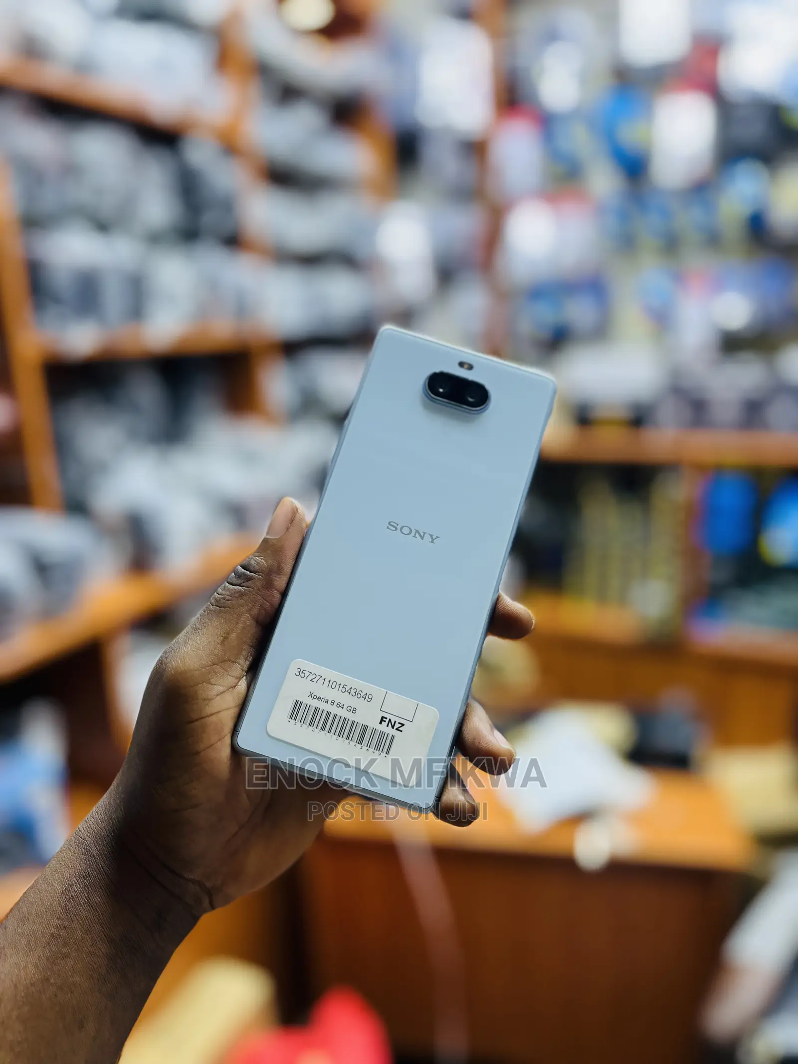 Sony Xperia 8 SOV42 64 GB White