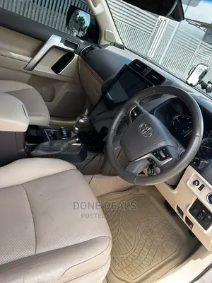 Toyota Land Cruiser Prado 2018 Beige