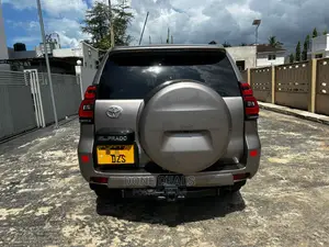 Toyota Land Cruiser Prado 2018 Beige