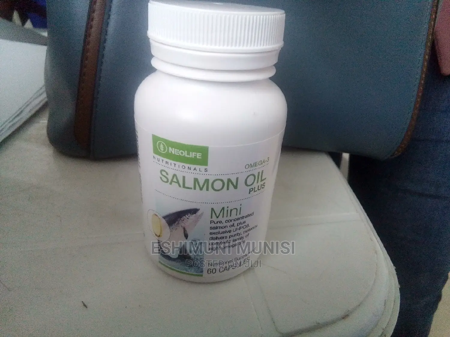 Salmon Oil Ni Mafuta Ya Samaki Inayopatikana Deep Sea.